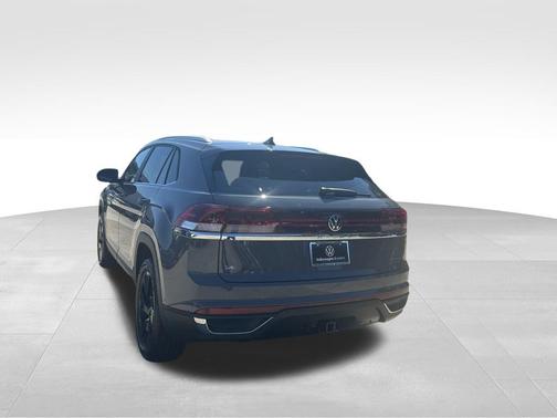 2026 Volkswagen Atlas Cross Sport 2.0T SE w/Technology 4MOTION