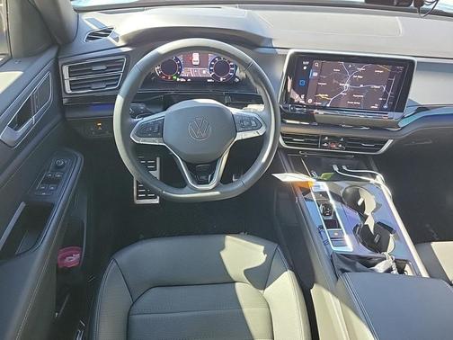 2025 Volkswagen Atlas Cross Sport 2.0T SEL