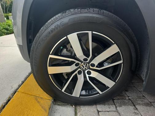 2022 Volkswagen Atlas 2.0T SE