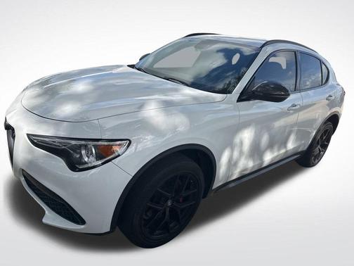 2019 Alfa Romeo Stelvio Base