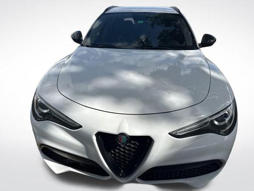 2019 Alfa Romeo Stelvio Base