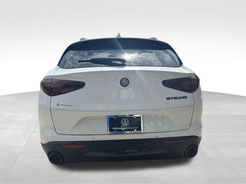 2019 Alfa Romeo Stelvio Base