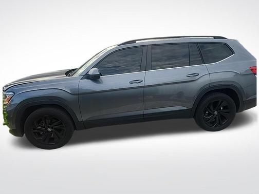 2022 Volkswagen Atlas 3.6L SE w/Technology