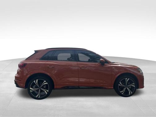 2023 Audi Q3 45 S line Premium Plus