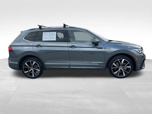 2022 Volkswagen Tiguan 2.0T SEL R-Line 4MOTION