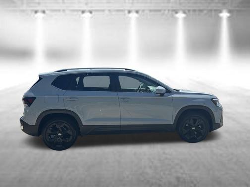 Gray 2025 Volkswagen Taos 1.5T SE