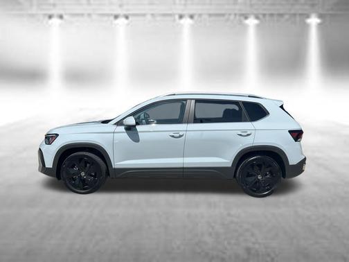 Gray 2025 Volkswagen Taos 1.5T SE