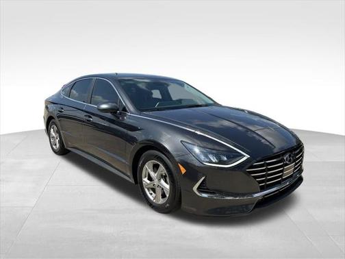 2022 Hyundai SONATA SE