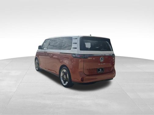 2025 Volkswagen ID. Buzz Pro S Plus