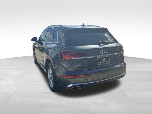 2022 Audi Q5 45 S line Premium