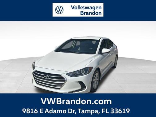 2018 Hyundai ELANTRA SE