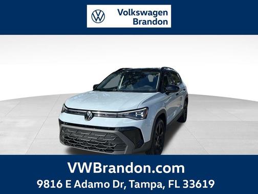 2026 Volkswagen Taos SE Black