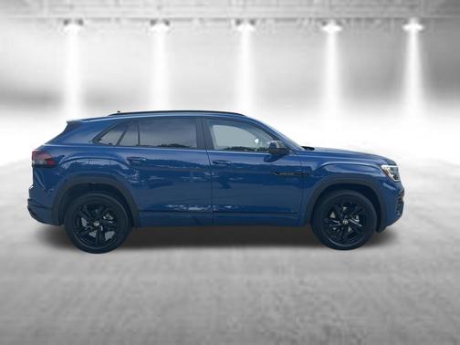 Mountain Lake B 2026 Volkswagen Atlas Cross Sport 2.0T SEL