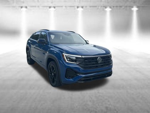 Mountain Lake B 2026 Volkswagen Atlas Cross Sport 2.0T SEL