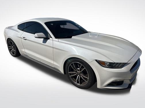 2017 Ford Mustang EcoBoost