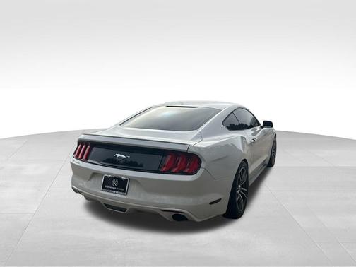 2017 Ford Mustang EcoBoost