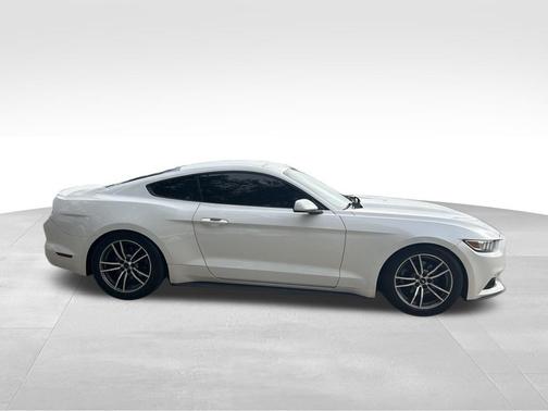 2017 Ford Mustang EcoBoost