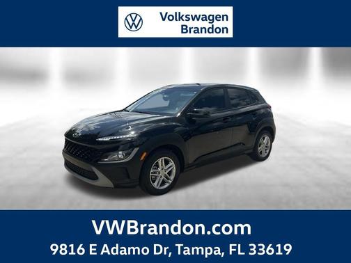 Abyss Black Pearl 2023 Hyundai KONA SE