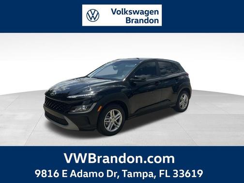 Abyss Black Pearl 2023 Hyundai KONA SE