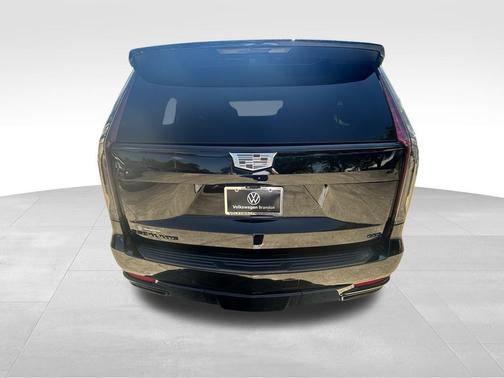 2023 Cadillac Escalade ESV Sport