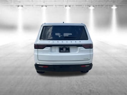 Bright White Clearcoat 2024 Jeep Wagoneer Series II 4x4