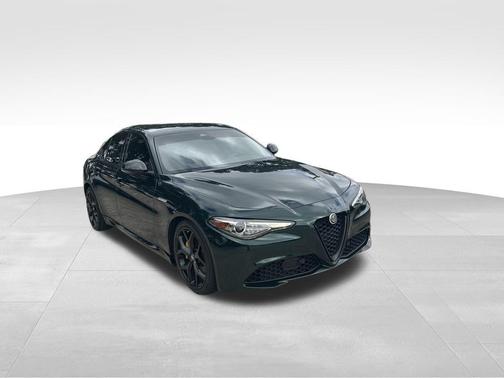 2020 Alfa Romeo Giulia Base
