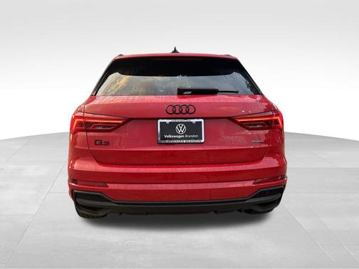 2023 Audi Q3 Premium 45 TFSI S line quattro Tiptronic