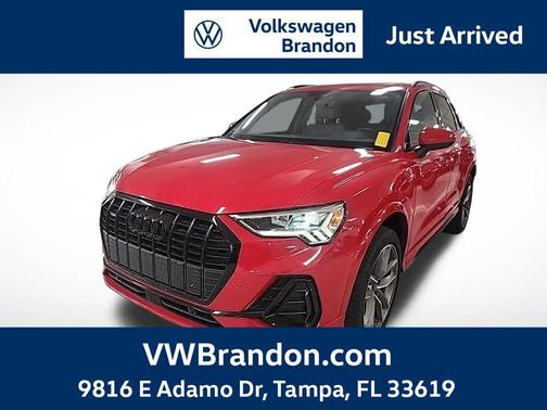 2023 Audi Q3 Premium