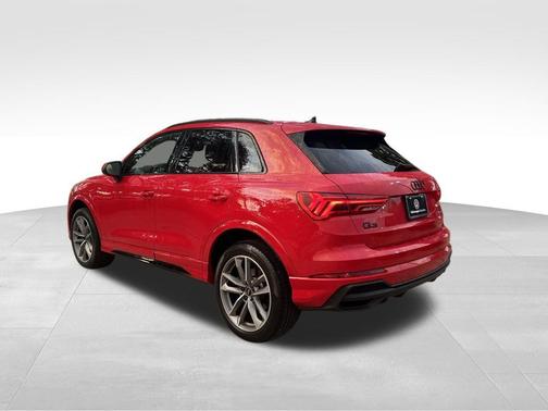 2023 Audi Q3 Premium 45 TFSI S line quattro Tiptronic