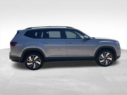 2025 Volkswagen Atlas 2.0T SE w/Technology 4MOTION