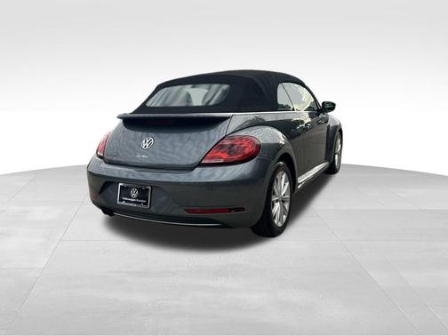 2018 Volkswagen Beetle 2.0T S