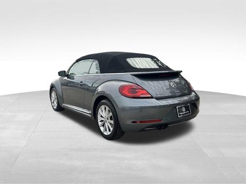 2018 Volkswagen Beetle 2.0T S