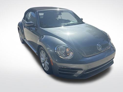 2018 Volkswagen Beetle 2.0T S
