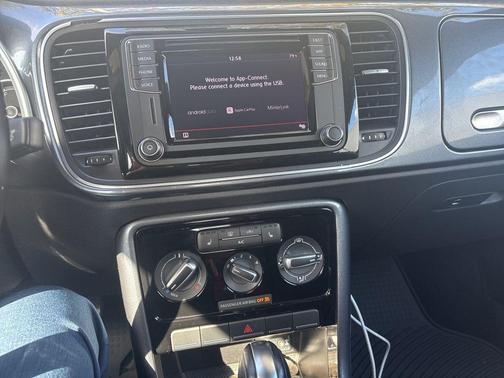 2018 Volkswagen Beetle 2.0T S