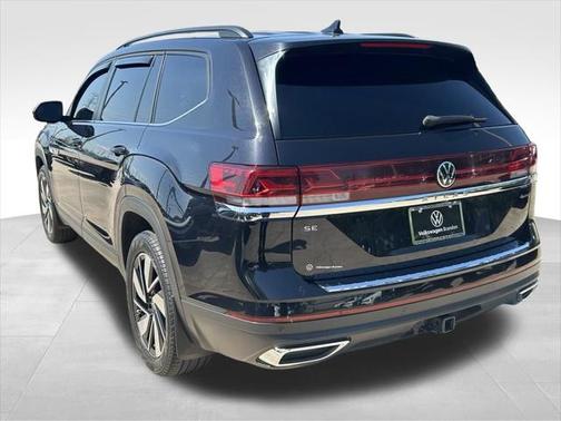 2024 Volkswagen Atlas 2.0T SE w/Technology 4MOTION