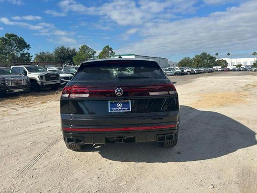 2026 Volkswagen Atlas Cross Sport 2.0T SEL