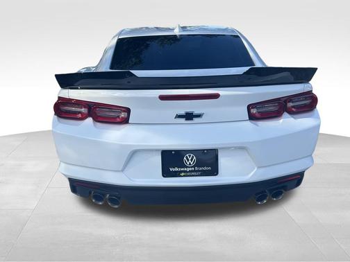 2024 Chevrolet Camaro RWD Coupe LT1