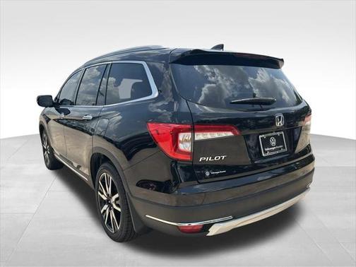 2019 Honda Pilot Touring 8-Passenger