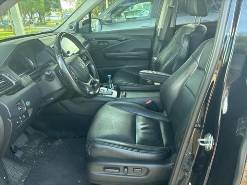 2019 Honda Pilot Touring 8-Passenger