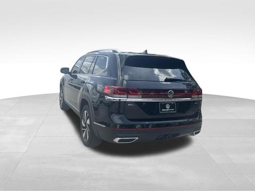 Black 2024 Volkswagen Atlas 2.0T SEL