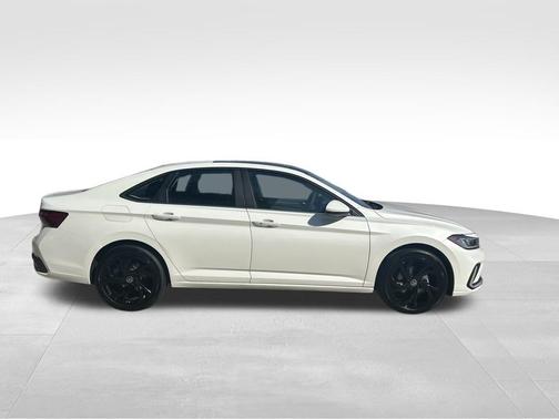 2026 Volkswagen Jetta 1.4T SE