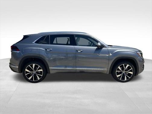 2025 Volkswagen Atlas Cross Sport 2.0T SEL Premium