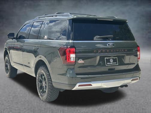 Forged Green Metallic 2022 Ford Expedition Timberline