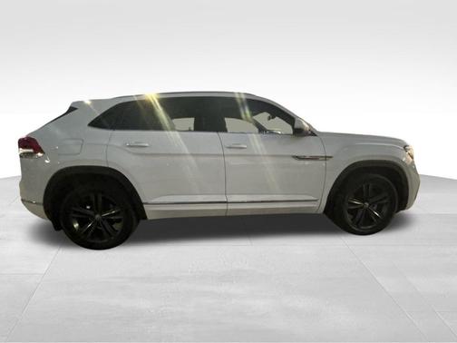 2021 Volkswagen Atlas Cross Sport 3.6L V6 SE w/Technology R-Line