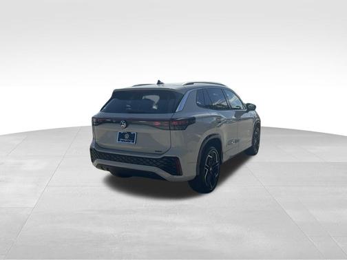 2026 Volkswagen Tiguan 2.0T SEL R-Line 4MOTION