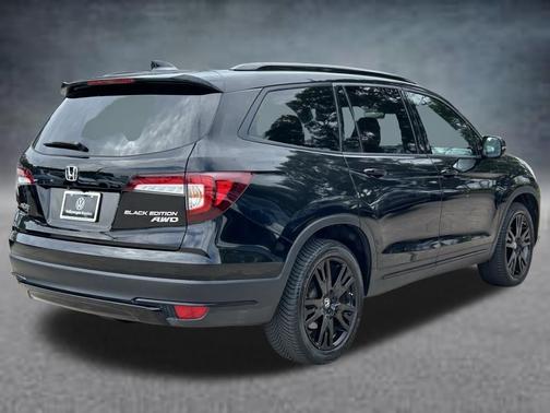 Crystal Black Pearl 2021 Honda Pilot AWD Black Edition