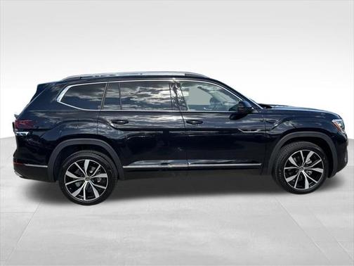 2025 Volkswagen Atlas 2.0T SEL Premium R-Line 4MOTION