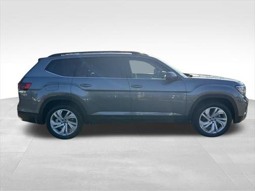 2022 Volkswagen Atlas 3.6L SE w/Technology