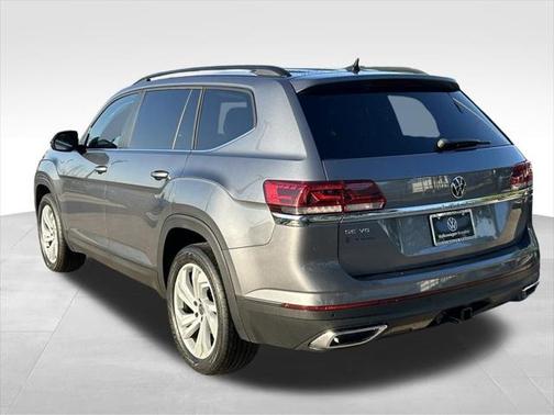 2022 Volkswagen Atlas 3.6L SE w/Technology