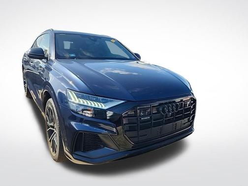 2023 Audi Q8 55 Premium Plus